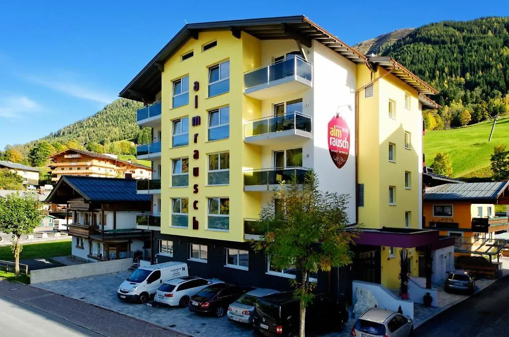 Hotel Almrausch Saalbach-Hinterglemm